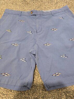 J. McLaughlin Blue Embroidered Fish Chino Shorts 40